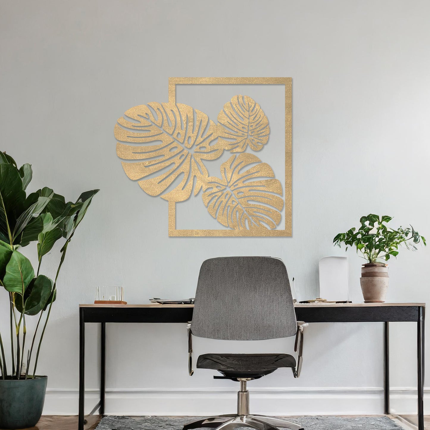 Monstera Leaf Wooden Wall Art - Bold Tropical Design for Any Room